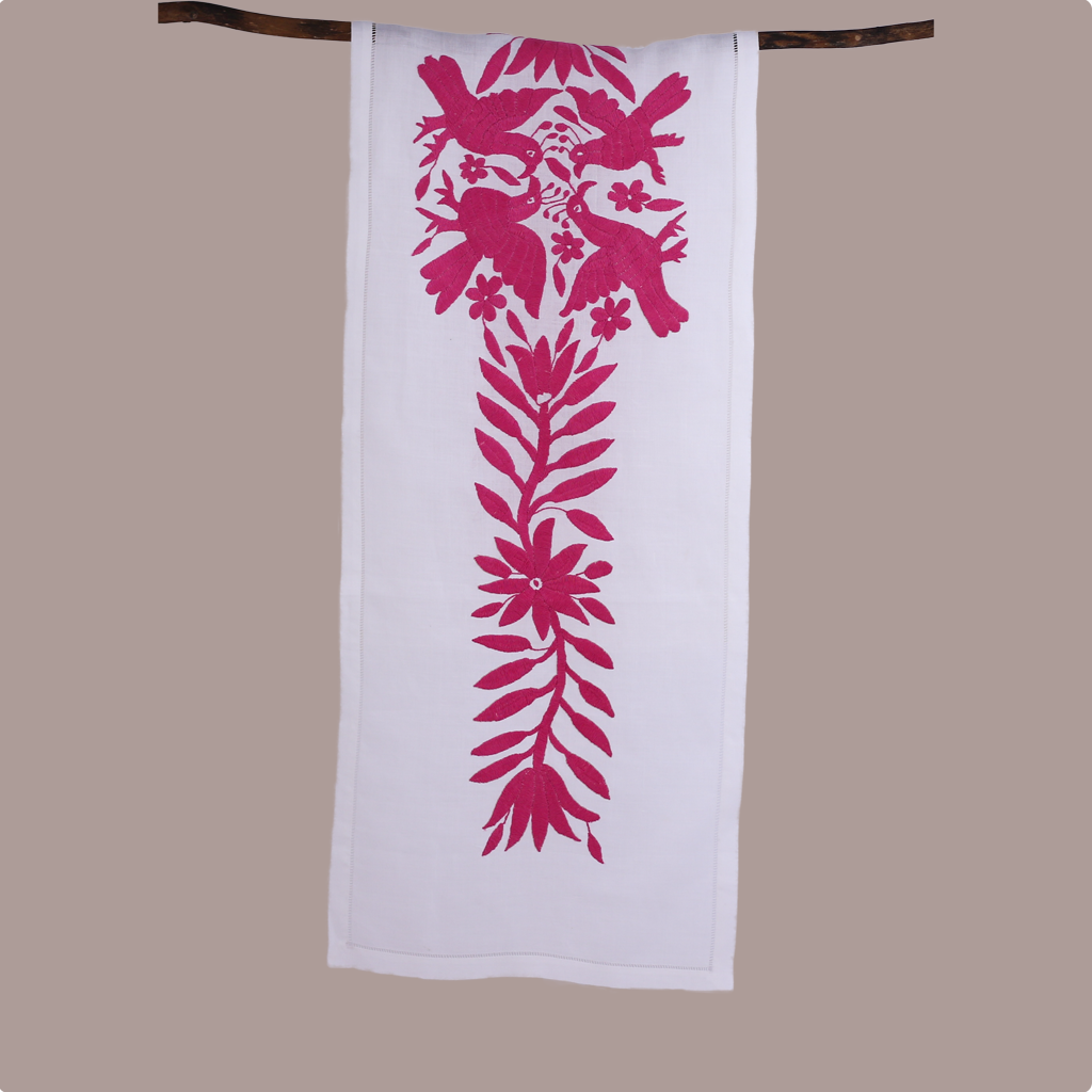 Table runner birds - white & pink